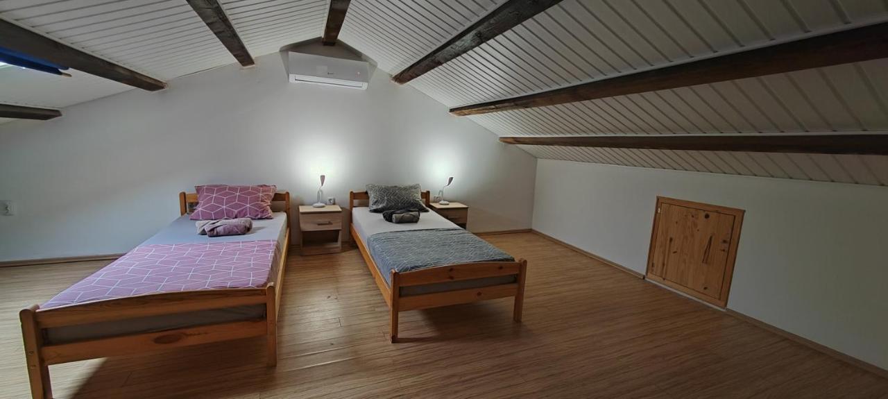 Villa Magdalena พูลา ภายนอก รูปภาพ